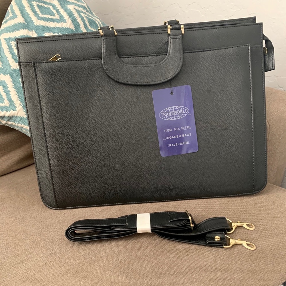 BRAND NEW TRAVEL BREIF CASE